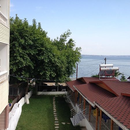 Erkin Apart HotelKarsiyaka  エクステリア 写真