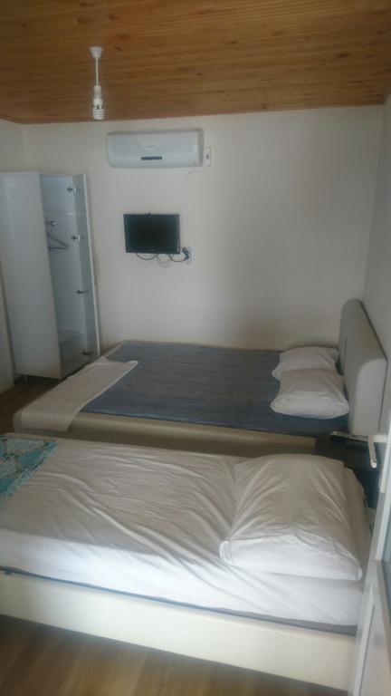 Erkin Apart HotelKarsiyaka  エクステリア 写真