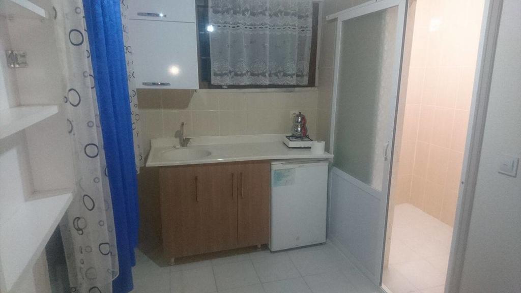 Erkin Apart HotelKarsiyaka  エクステリア 写真