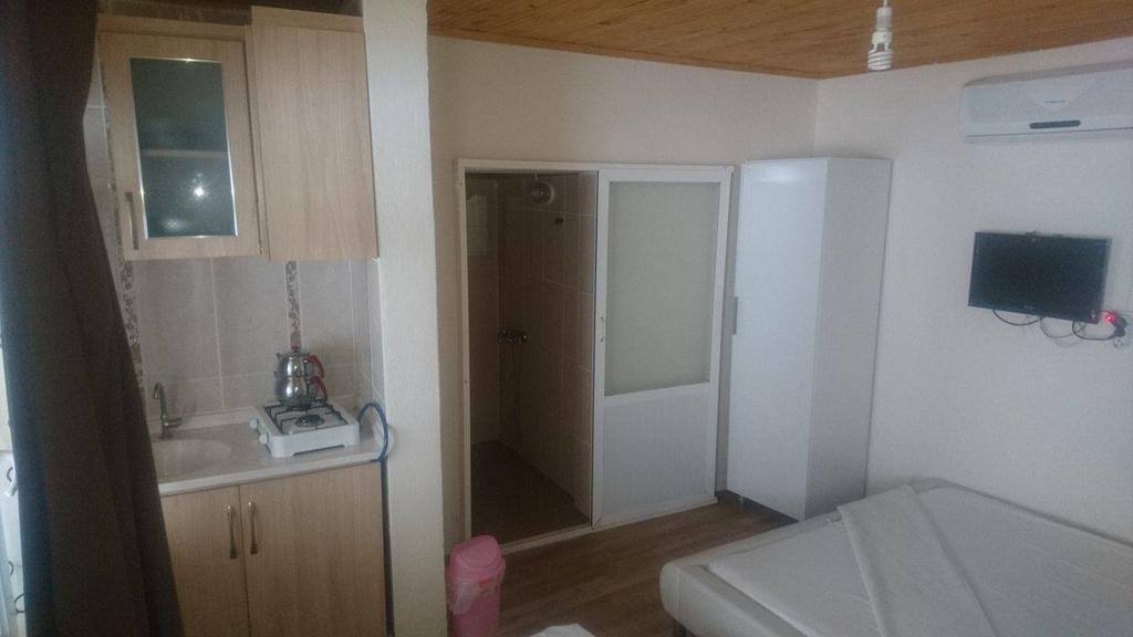 Erkin Apart HotelKarsiyaka  エクステリア 写真