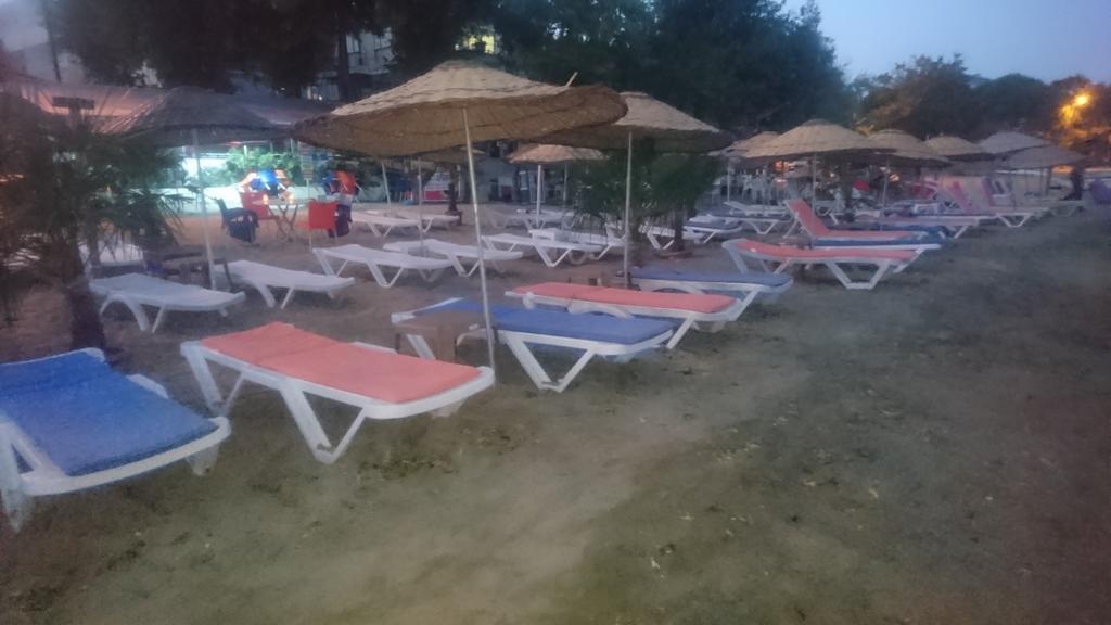 Erkin Apart HotelKarsiyaka  エクステリア 写真